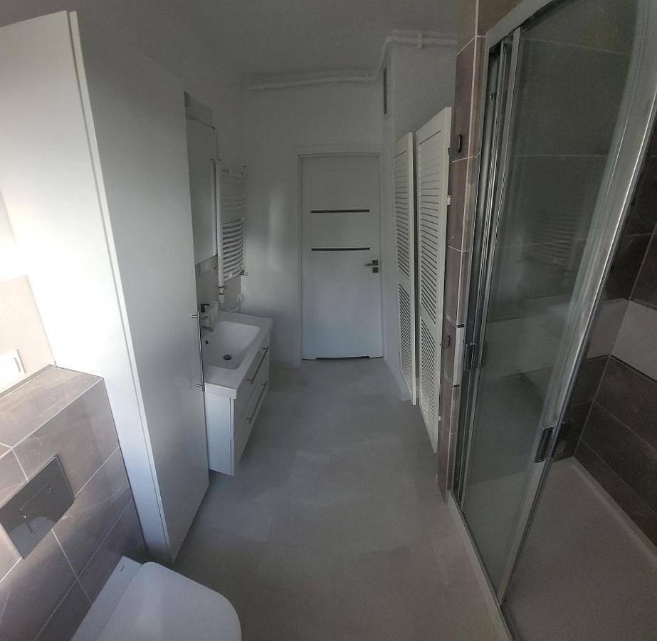 Pobierowo Baltic Apartament Turkusowy Exterior foto